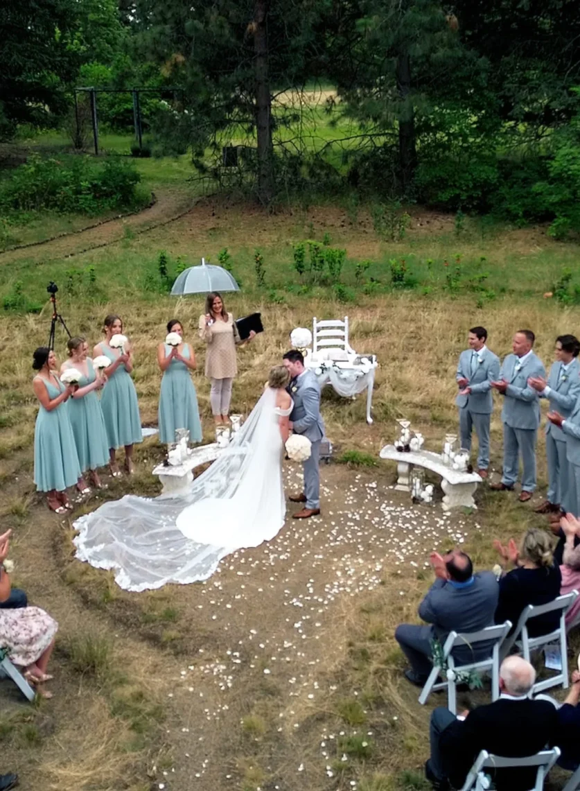 Sunney and Tyson's La Casa Cottages Wedding in Kelowna BC - Pulse Productions Inc.