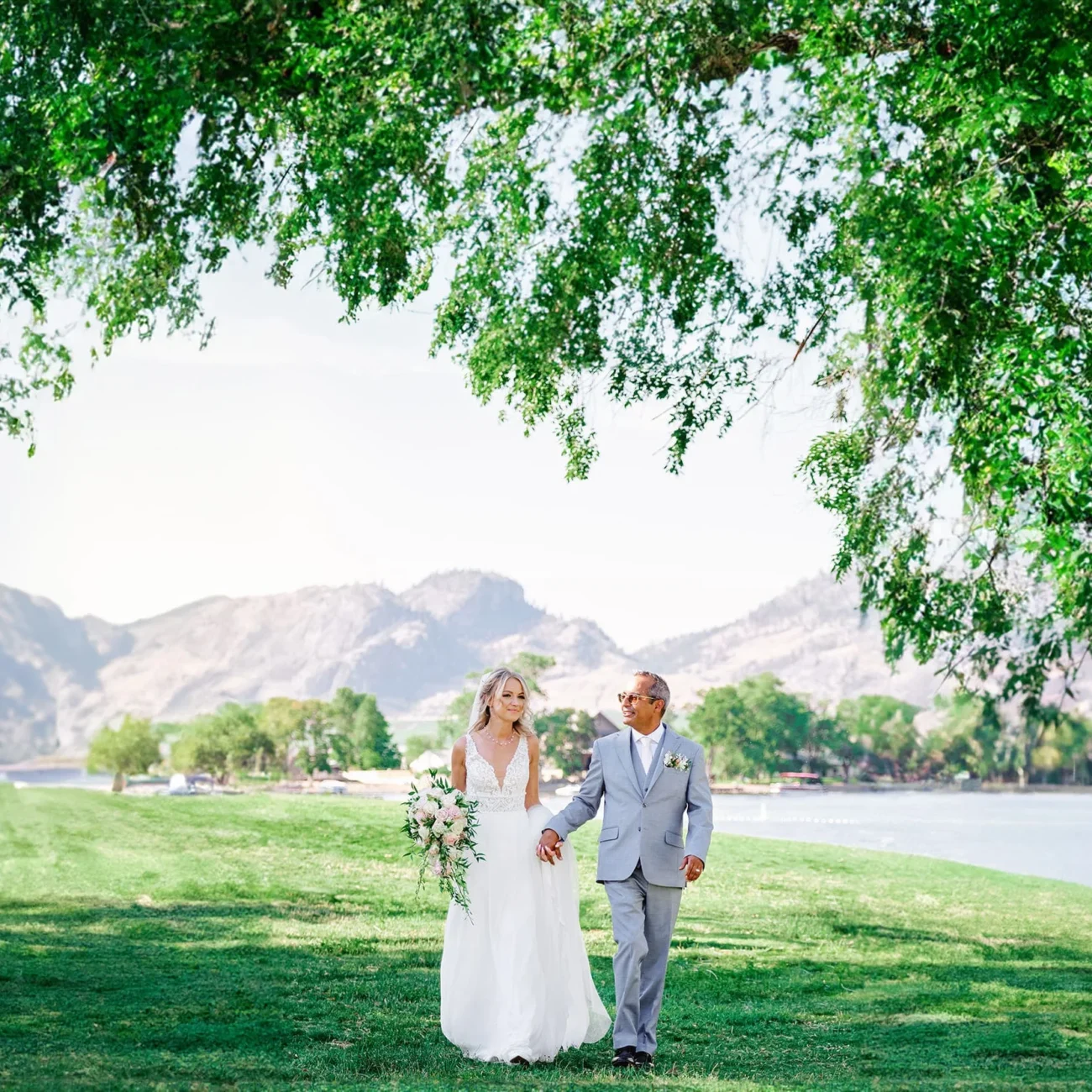 Ideal Wedding Photography Timeline - Couple Session - Pulse Productions Inc.