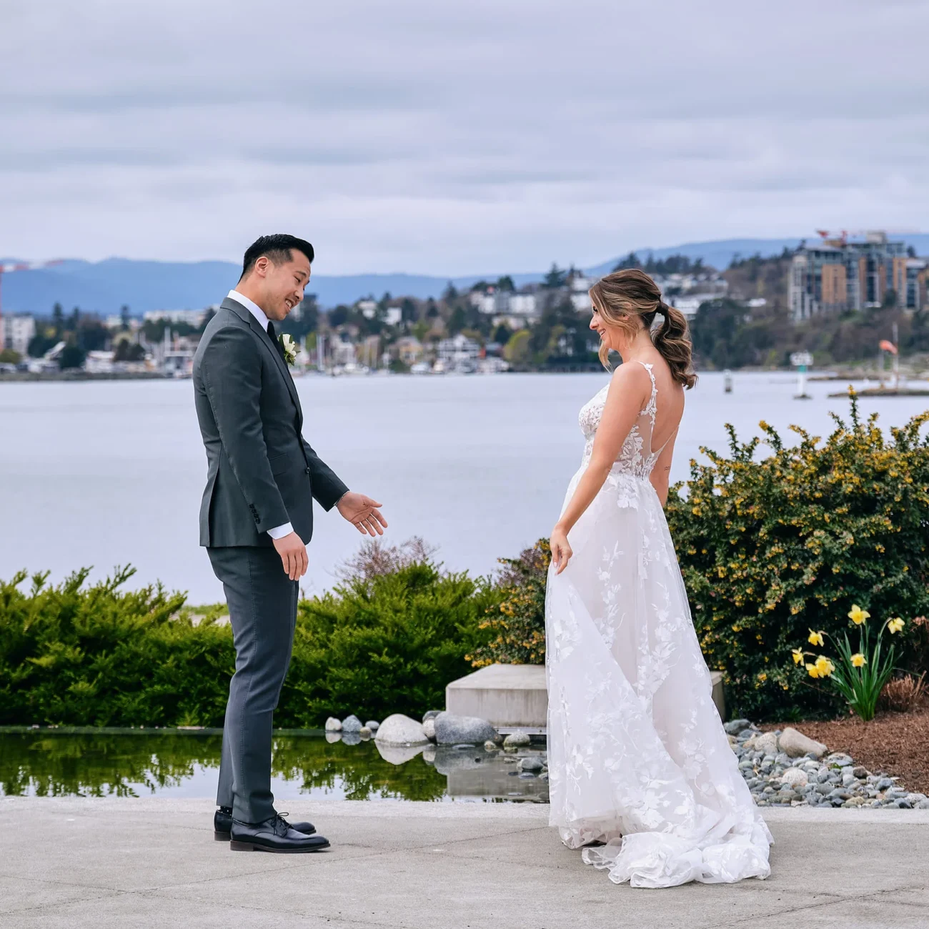 Ideal Wedding Photography Timeline - First Look - Pulse Productions Inc.