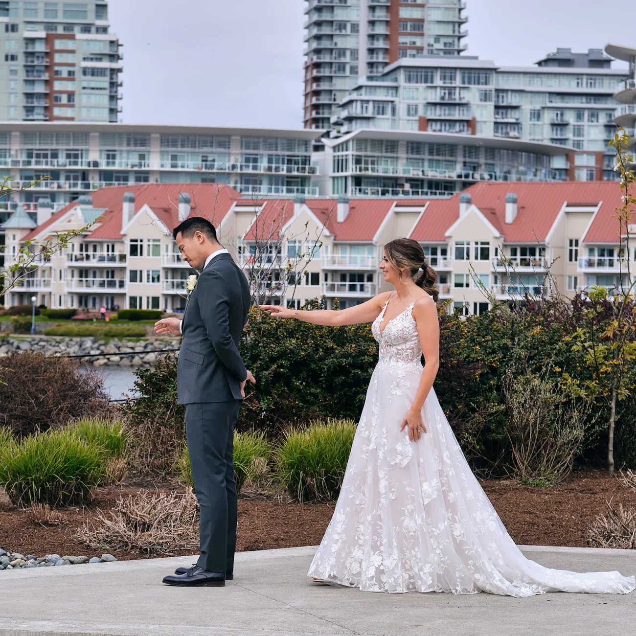 Ideal Wedding Photography Timeline - First Look - Pulse Productions Inc.